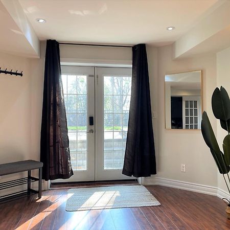 Cozy Lovely Ravine Facing Suite. Mississauga Luaran gambar