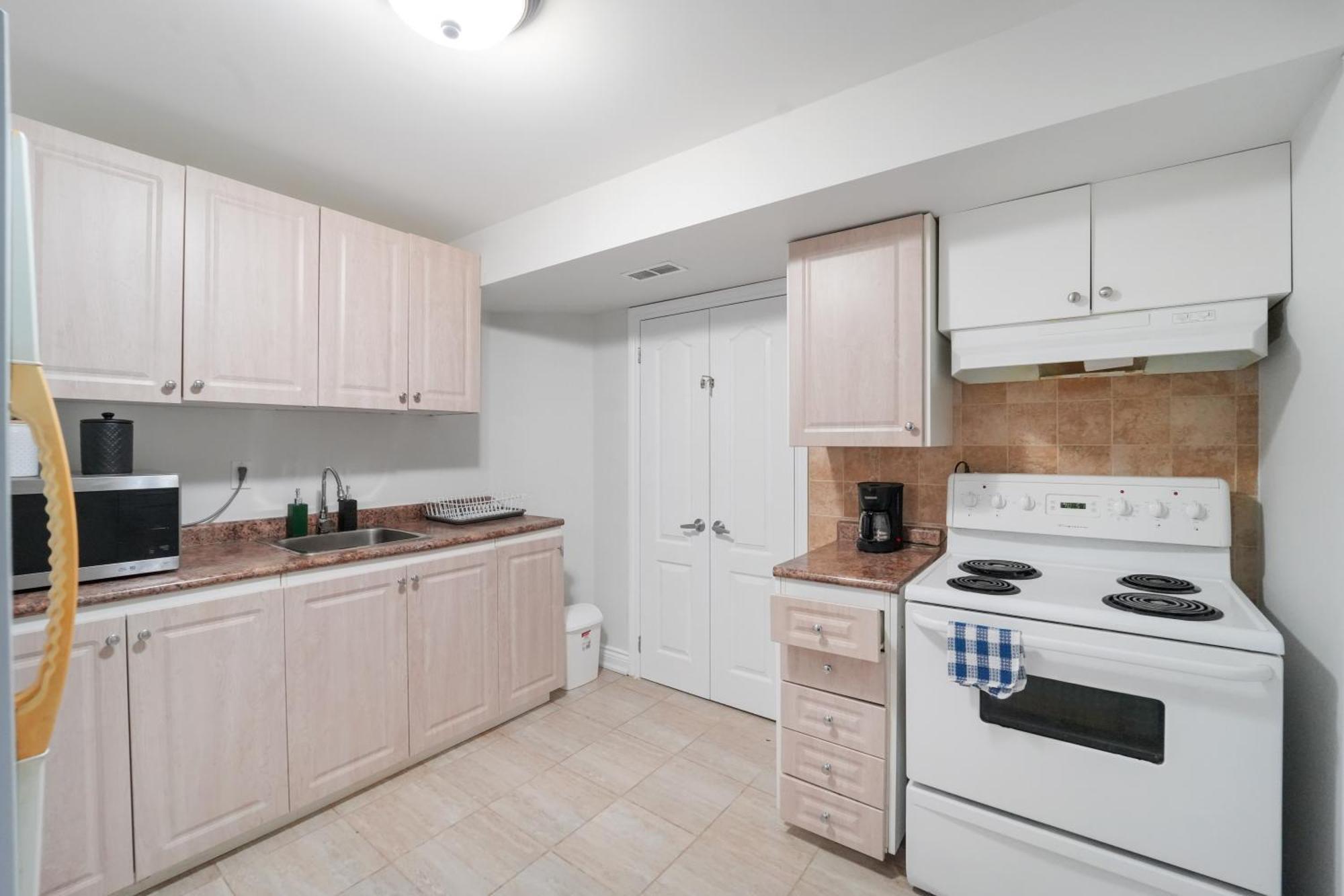 Cozy Lovely Ravine Facing Suite. Mississauga Luaran gambar