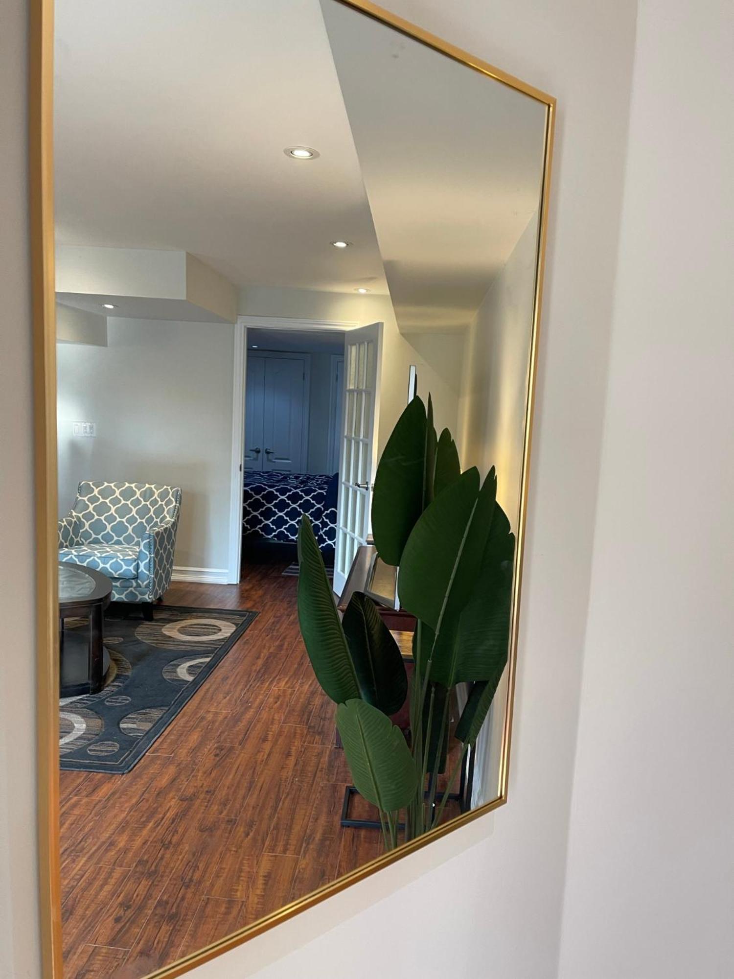 Cozy Lovely Ravine Facing Suite. Mississauga Luaran gambar